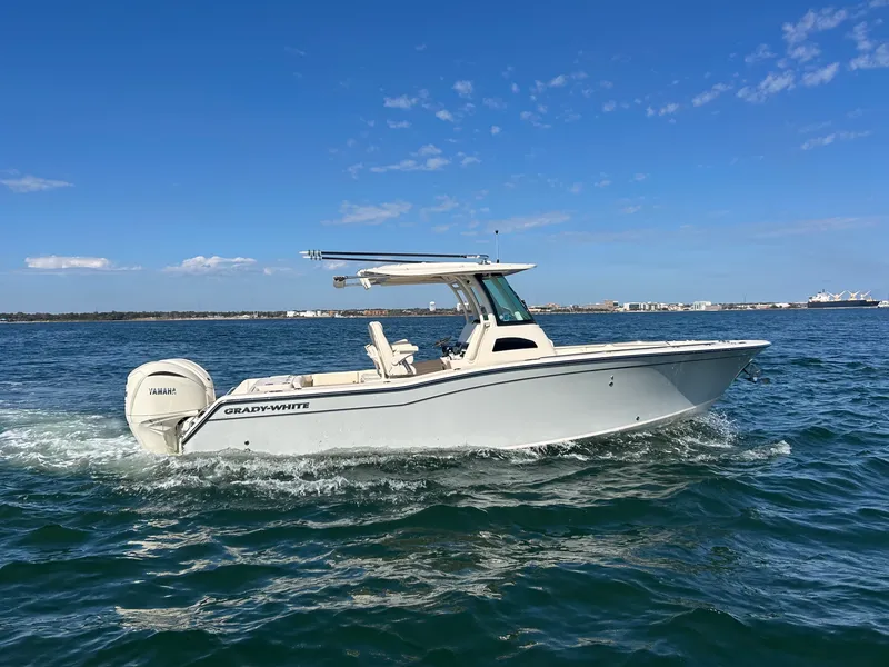 Slide: The Image of Grady-White Canyon 271 2026 - 9