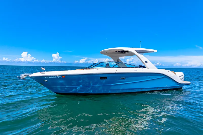 Slide: The Image of Sea Ray SLX 310 OB 2020 - 1