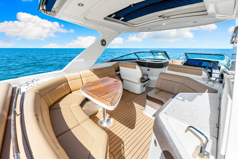 Slide: The Image of Sea Ray SLX 310 OB 2020 - 21