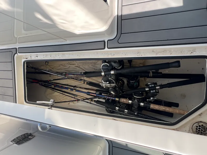 Slide: The Image of Cobia 240 DUAL CONSOLE 2022 - 25