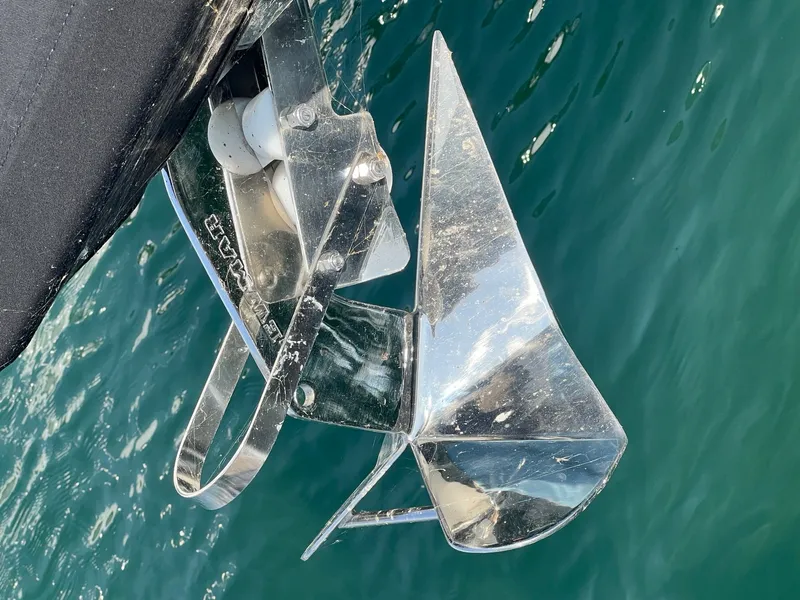 Slide: The Image of Cobia 240 DUAL CONSOLE 2022 - 27