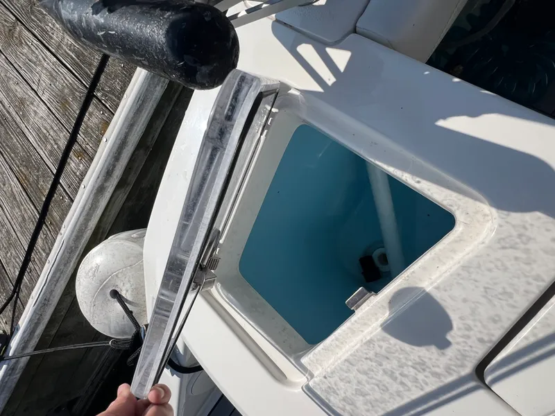 Slide: The Image of Cobia 240 DUAL CONSOLE 2022 - 37