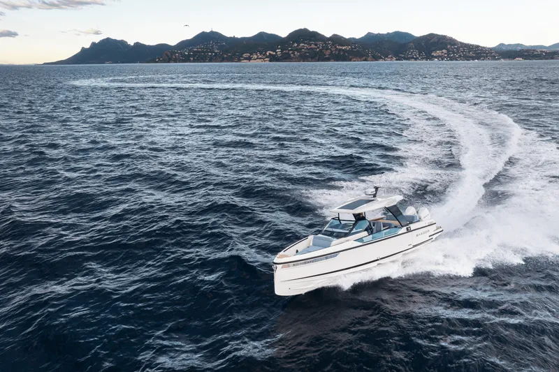 Slide: The Image of Saxdor 320 GTO 2026 - 2