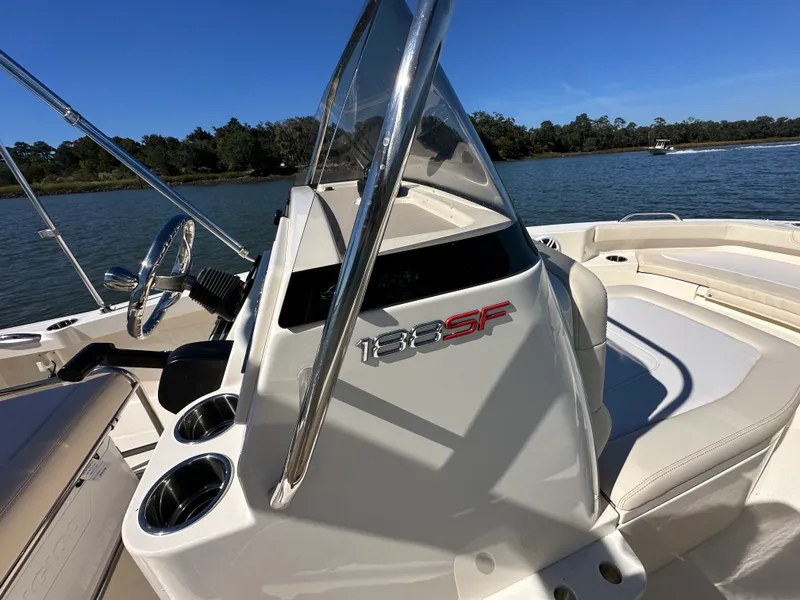 Slide: The Image of Scout 188 Sportfish 2026 - 16