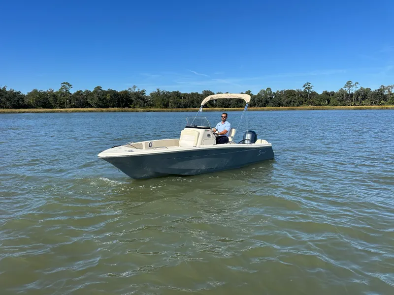 Slide: The Image of Scout 188 Sportfish 2026 - 6