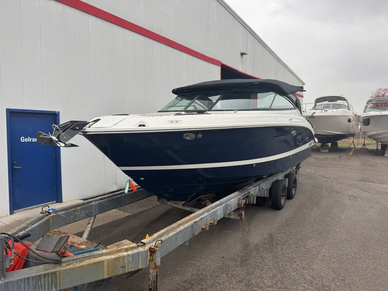 Slide: The Image of Sea Ray SLX 280 2026 - 2