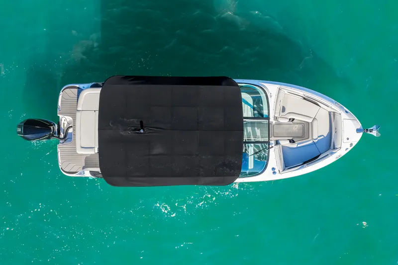 Slide: The Image of Sea Ray SLX 260 Outboard 2026 - 10