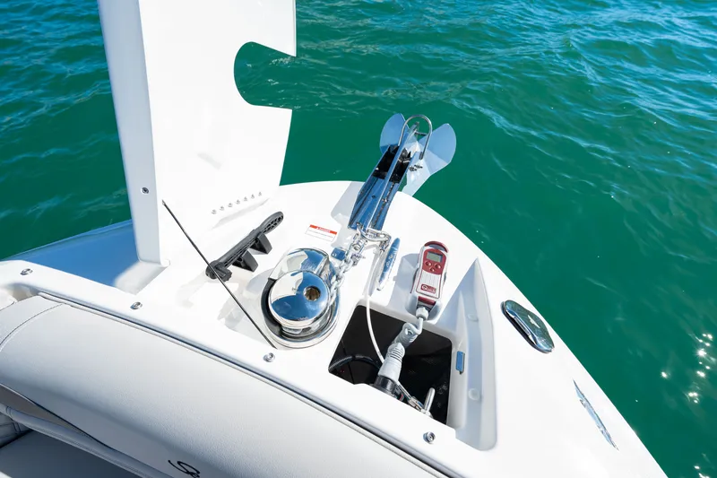 Slide: The Image of Sea Ray SLX 260 Outboard 2026 - 46