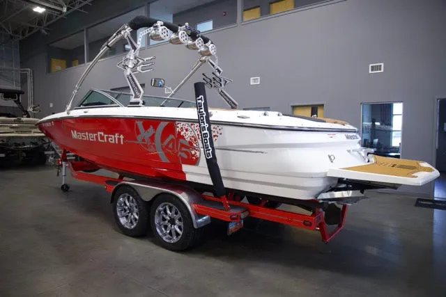 Slide: The Image of MasterCraft X45 2009 - 2