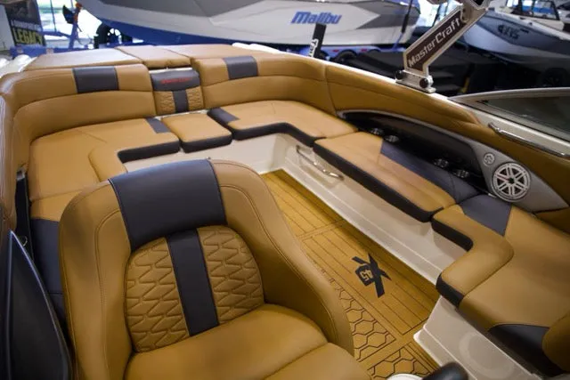 Slide: The Image of MasterCraft X45 2009 - 21