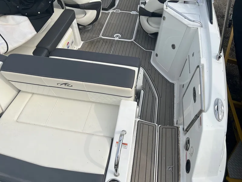 Slide: The Image of Monterey M45 2019 - 16