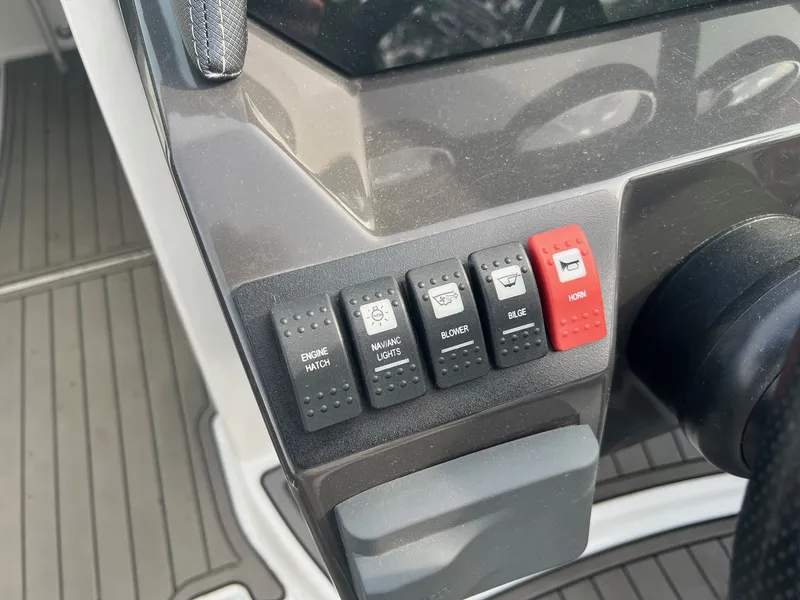 Slide: The Image of Monterey M45 2019 - 9