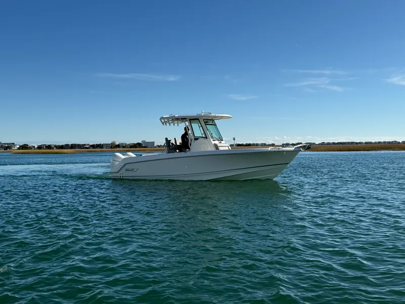 The Image of Boston Whaler 250 Outrage 2026 - 0