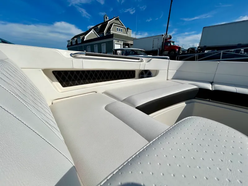 Slide: The Image of Sea Ray SLX 310 OB 2020 - 21