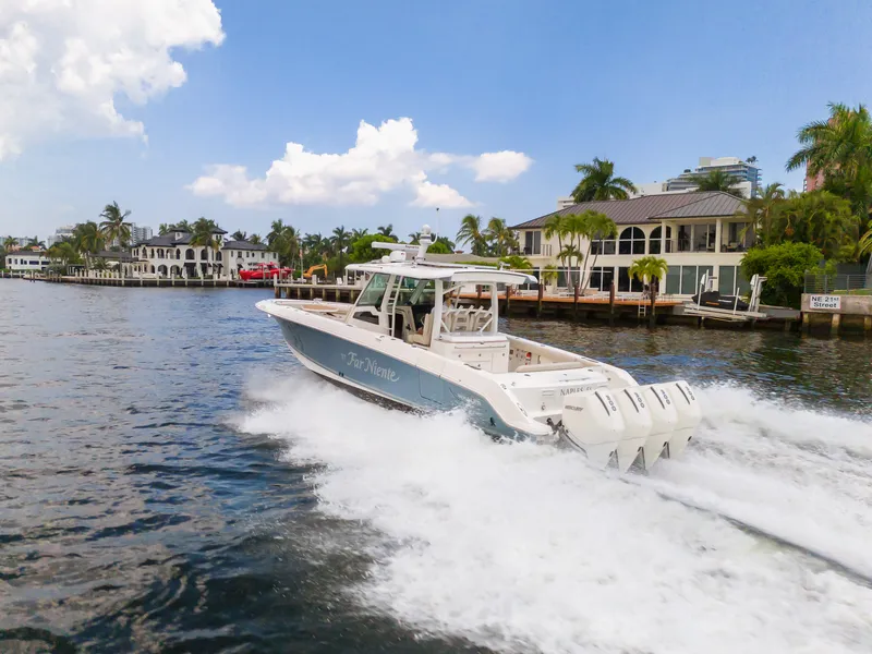 Slide: The Image of Boston Whaler 380 OUTRAGE 2022 - 20