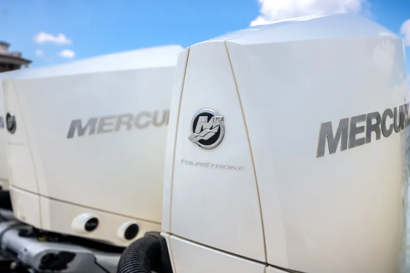 Slide: The Image of Boston Whaler 380 OUTRAGE 2022 - 24