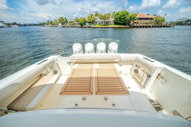 Slide: The Image of Boston Whaler 380 OUTRAGE 2022 - 38