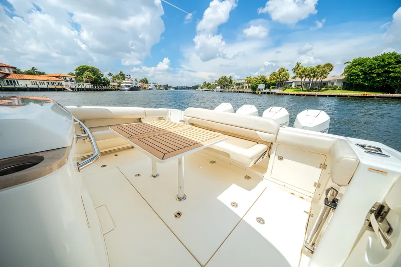 Slide: The Image of Boston Whaler 380 OUTRAGE 2022 - 39