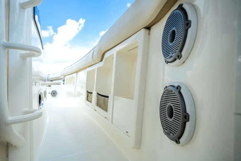 Slide: The Image of Boston Whaler 380 OUTRAGE 2022 - 40