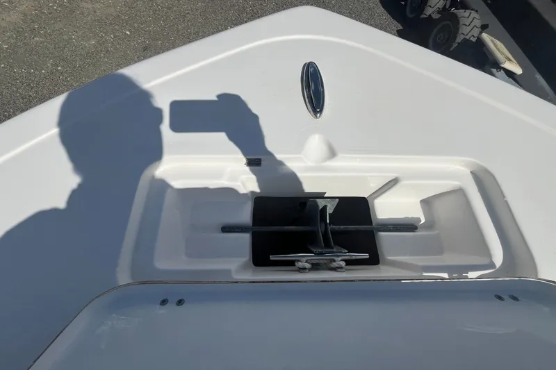 Slide: The Image of Tidewater 210 LXF 2020 - 12