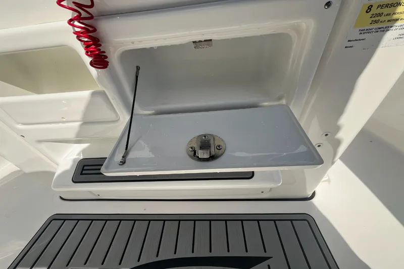 Slide: The Image of Tidewater 210 LXF 2020 - 28