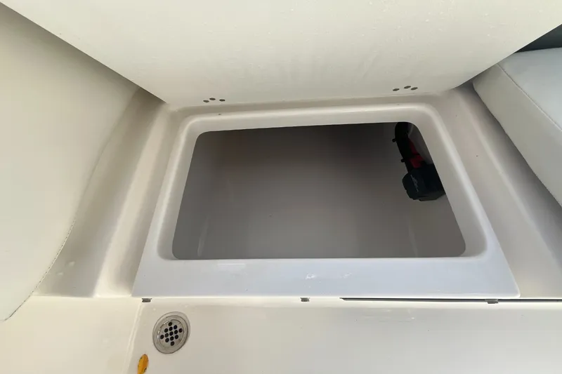 Slide: The Image of Tidewater 210 LXF 2020 - 29