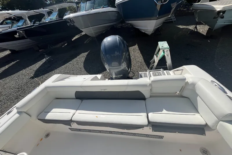 Slide: The Image of Tidewater 210 LXF 2020 - 6