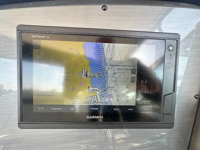 Slide: The Image of Sea Ray 38 Sundancer 2006 - 18