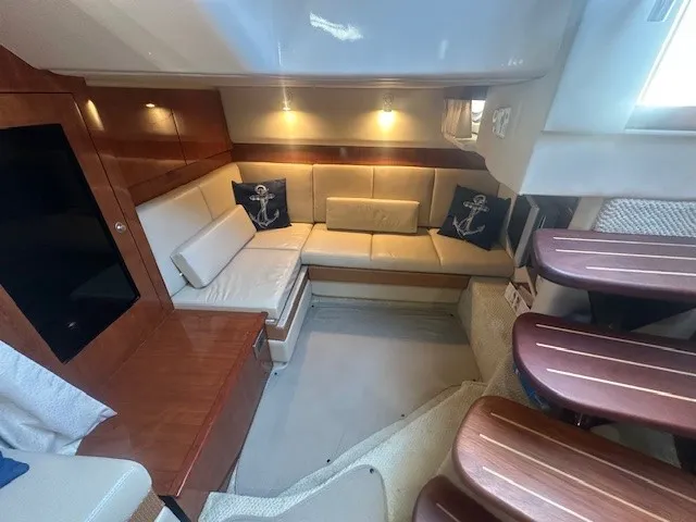 Slide: The Image of Sea Ray 38 Sundancer 2006 - 28