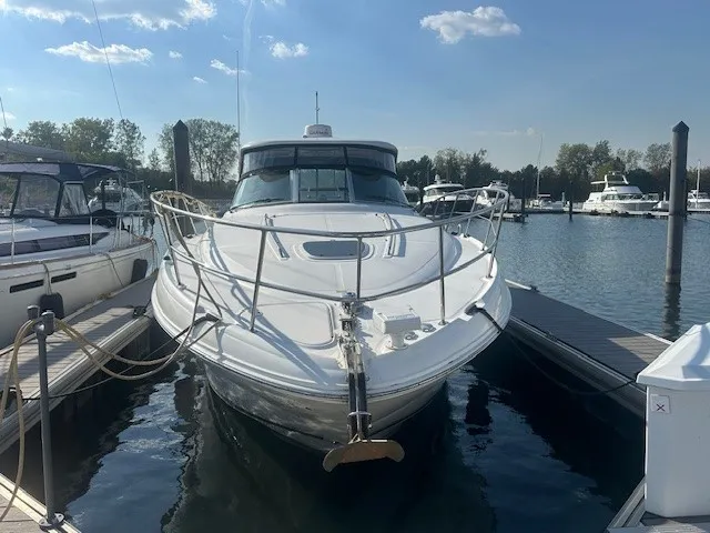 Slide: The Image of Sea Ray 38 Sundancer 2006 - 3