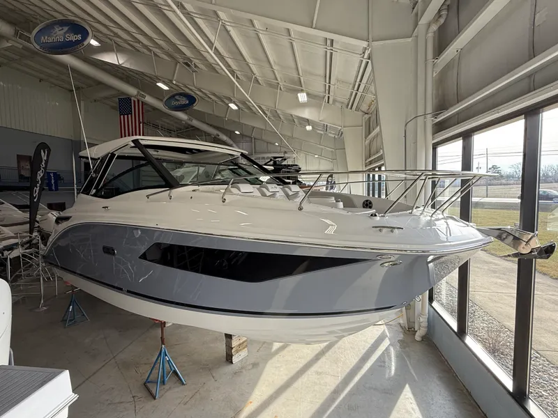 Slide: The Image of Sea Ray Sundancer 320 2026 - 2