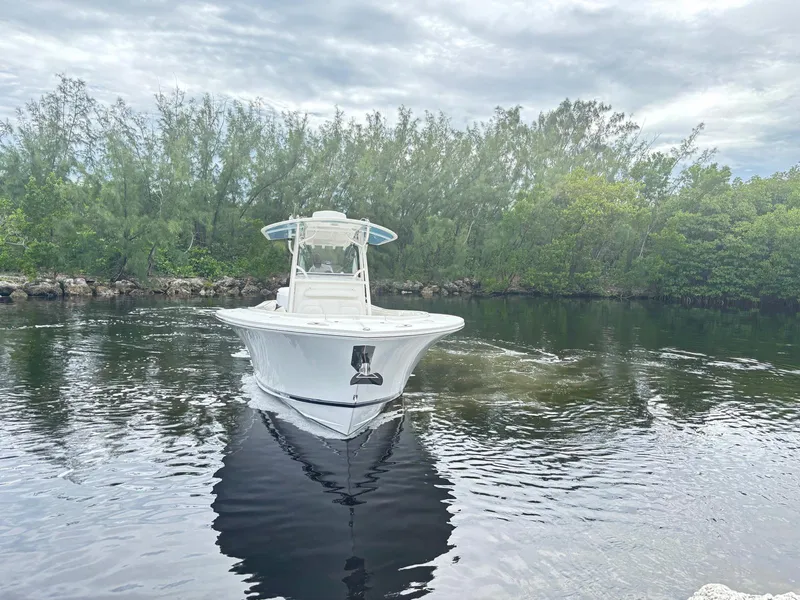 Slide: The Image of Regulator Marine 34 CC 2015 - 2