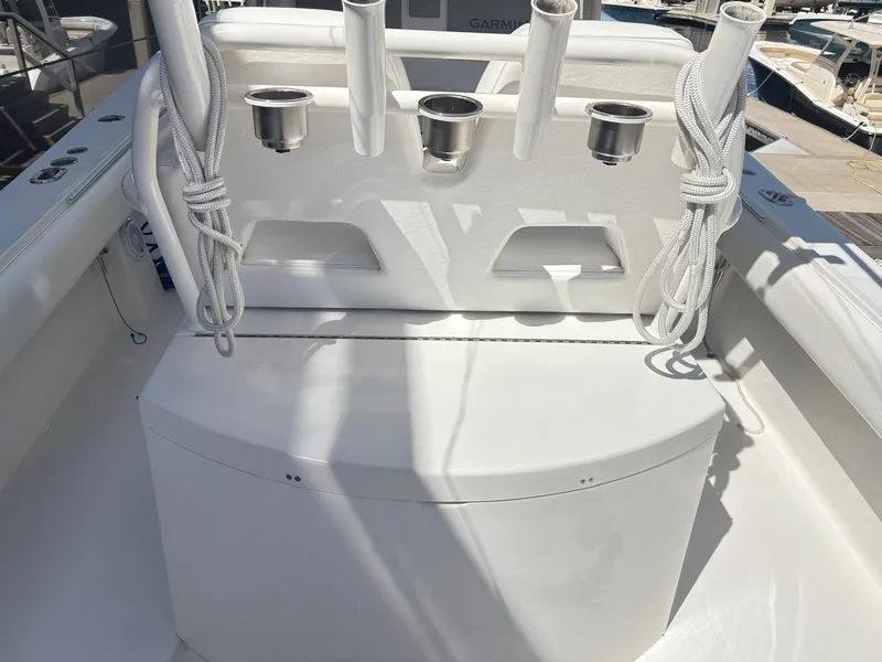 Slide: The Image of Regulator Marine 34 CC 2015 - 25