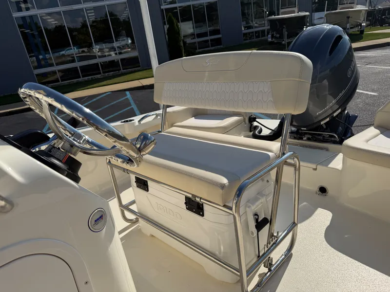 Slide: The Image of Scout 188 Sportfish 2026 - 14