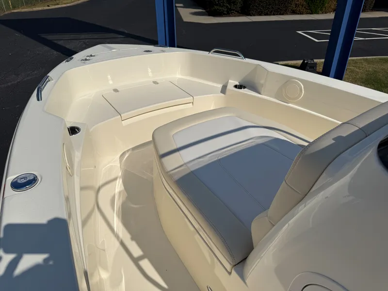 Slide: The Image of Scout 188 Sportfish 2026 - 16