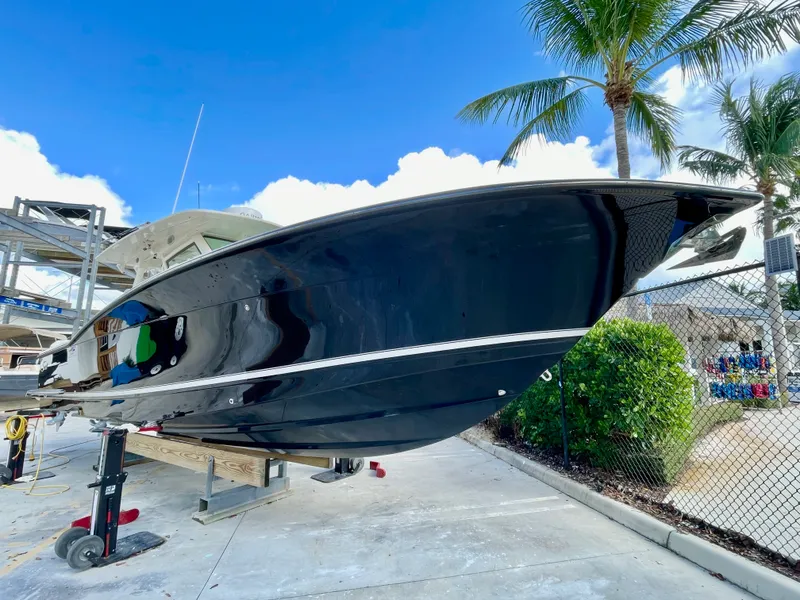 Slide: The Image of Scout 355 LXF 2022 - 3