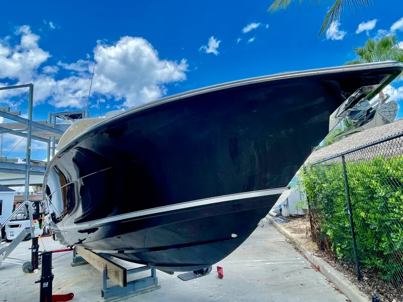 Slide: The Image of Scout 355 LXF 2022 - 4