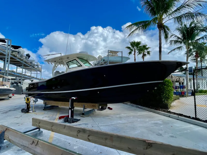 Slide: The Image of Scout 355 LXF 2022 - 48