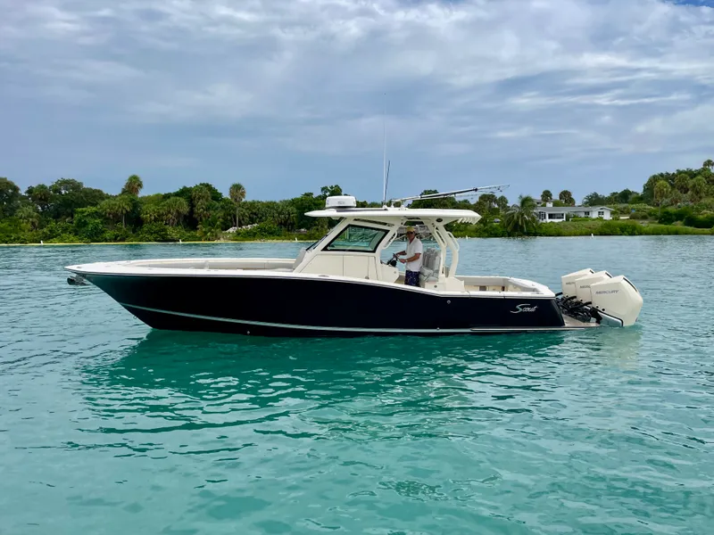 Slide: The Image of Scout 355 LXF 2022 - 9