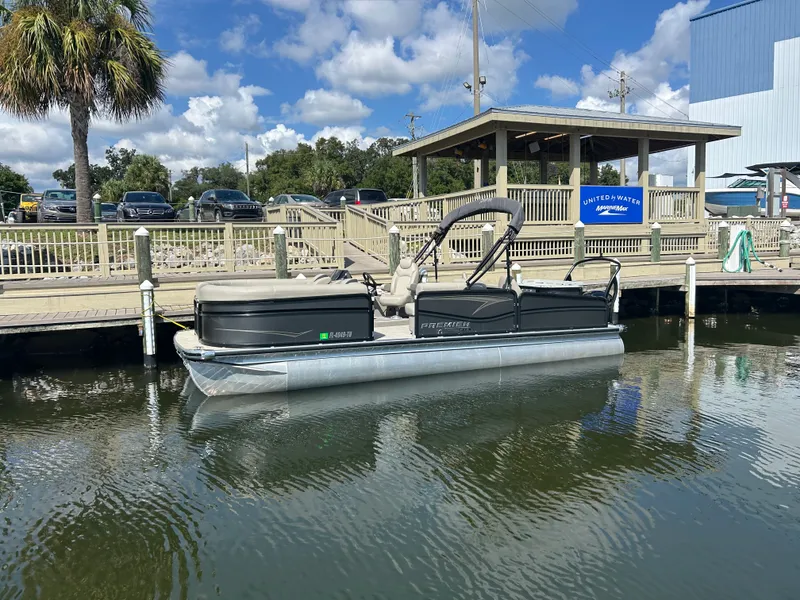 Slide: The Image of Premier 230 Sunsation 2023 - 6