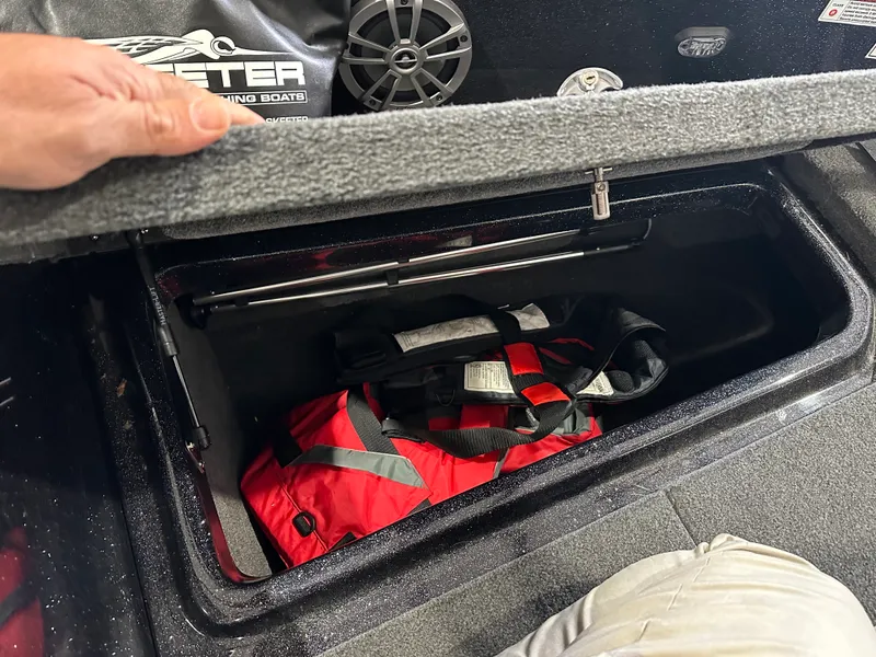 Slide: The Image of Skeeter WX 1910 2022 - 18