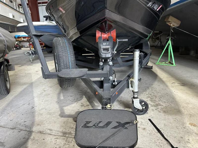 Slide: The Image of Skeeter WX 1910 2022 - 24