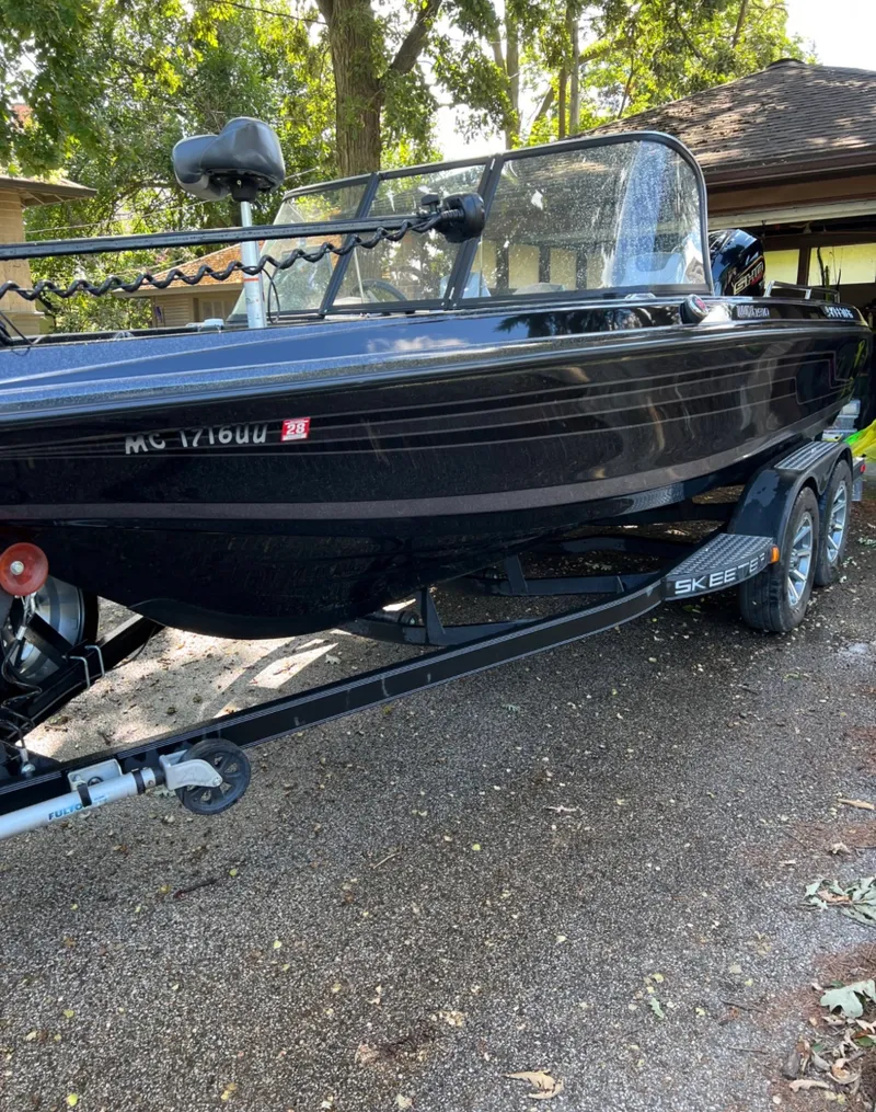 Slide: The Image of Skeeter WX 1910 2022 - 3