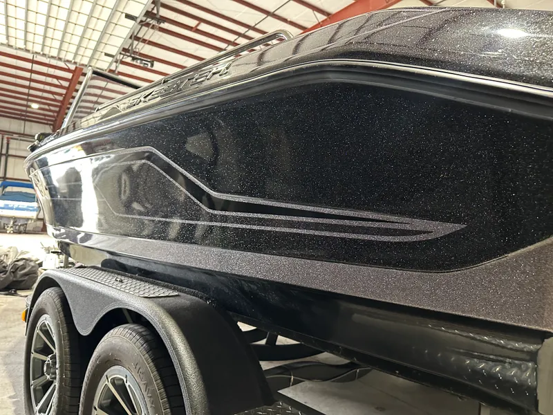 Slide: The Image of Skeeter WX 1910 2022 - 5