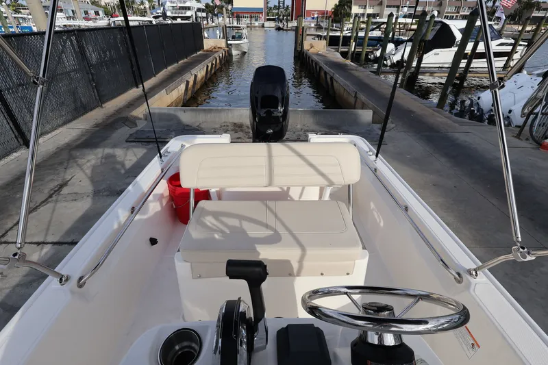 Slide: The Image of Boston Whaler 150 Montauk 2026 - 16