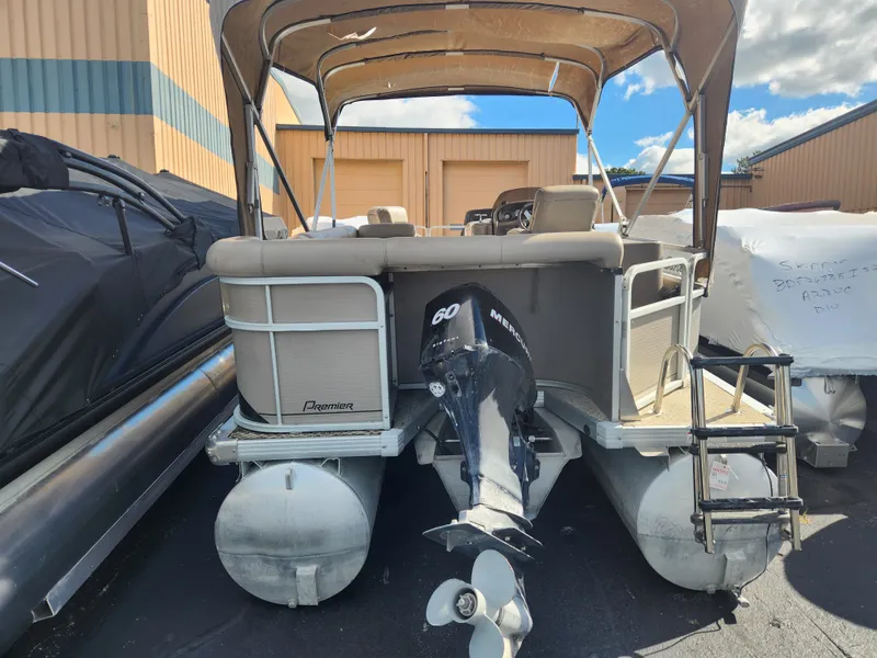 Slide: The Image of Premier 250 INTRIGUE 2007 - 2