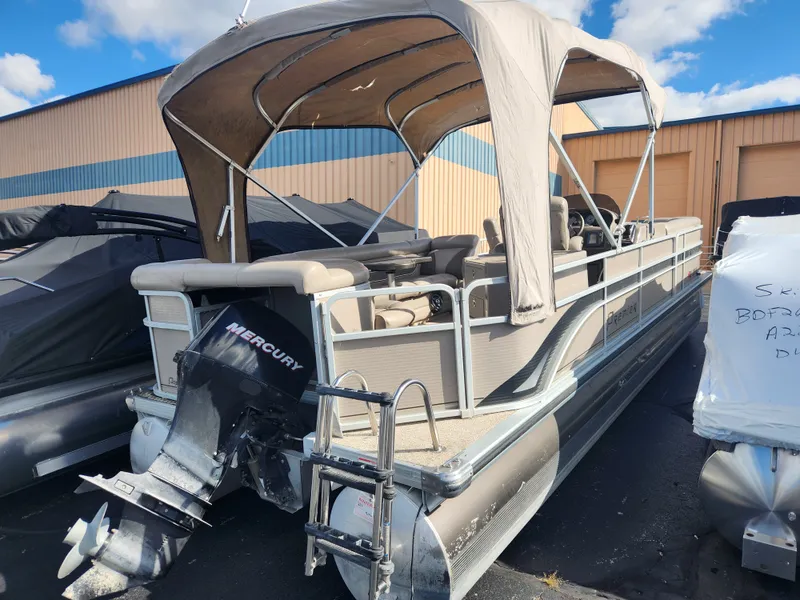 Slide: The Image of Premier 250 INTRIGUE 2007 - 3