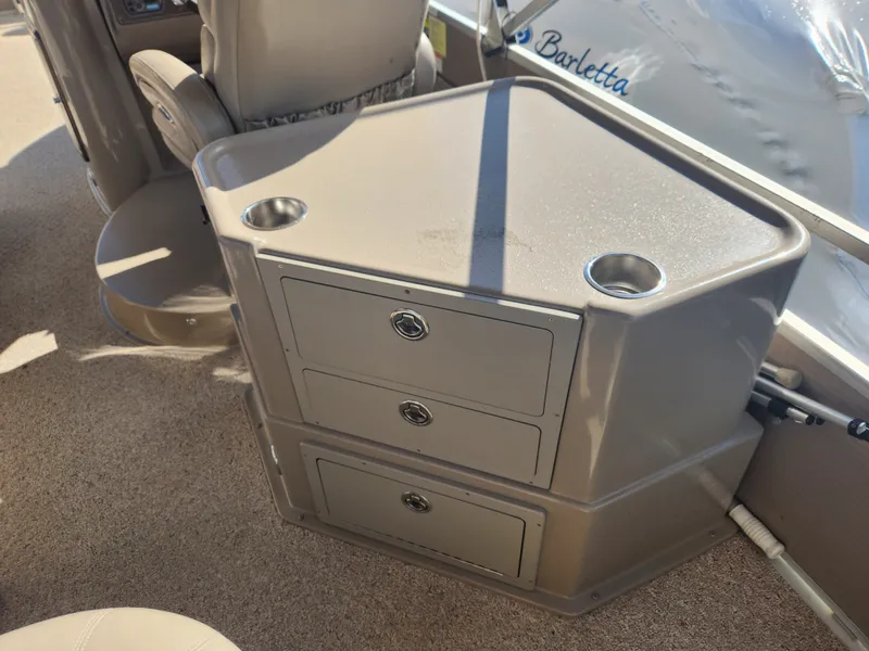 Slide: The Image of Premier 250 INTRIGUE 2007 - 7