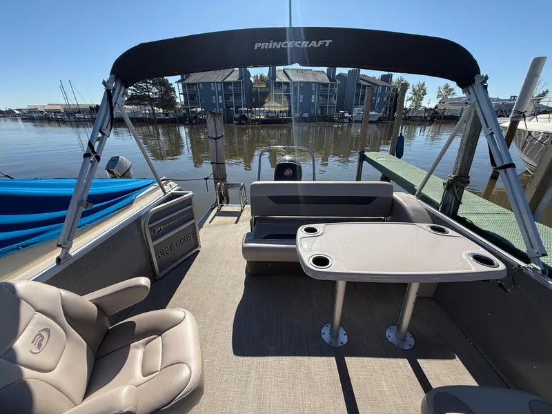 Slide: The Image of Princecraft VECTRA 23 2020 - 9