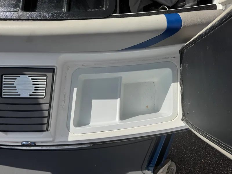 Slide: The Image of Malibu 20 MXZ 2014 - 11